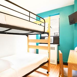 Standard Zimmer mit zwei Einzelbetten